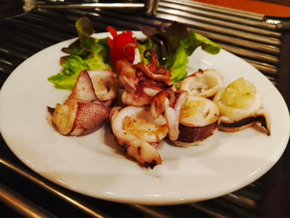 צ'יאנג מאי Tarin Hotel מראה חיצוני תמונה